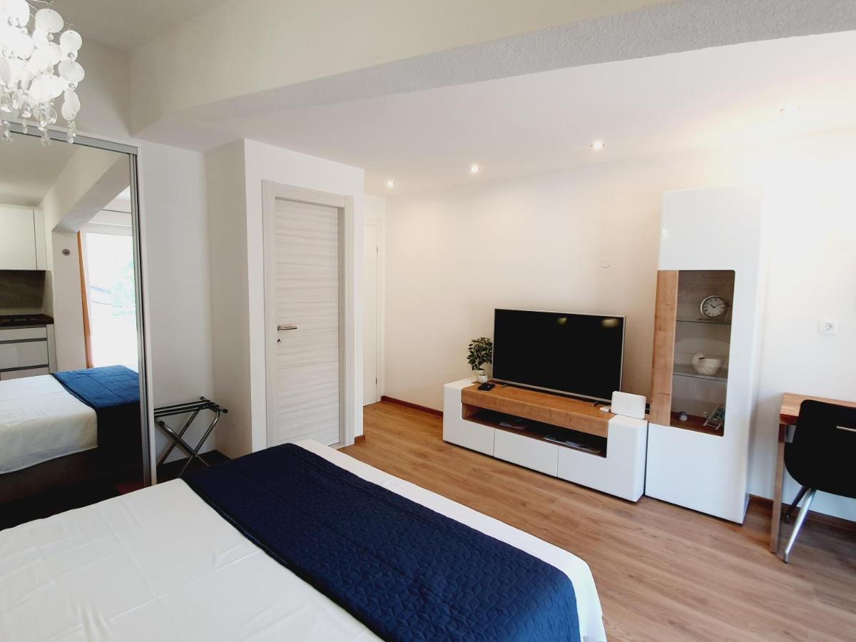 White House Apartments 杜基拉特 外观 照片