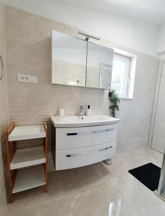 White House Apartments 杜基拉特 外观 照片