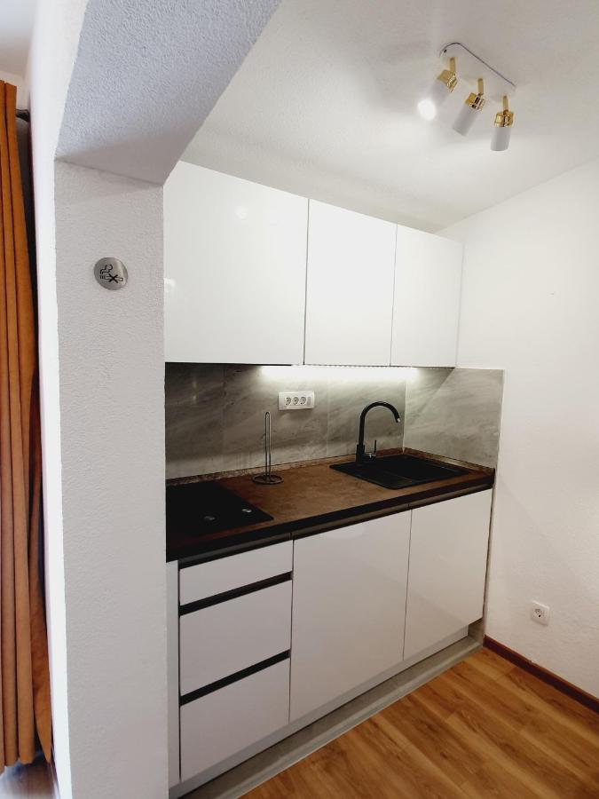 White House Apartments 杜基拉特 外观 照片