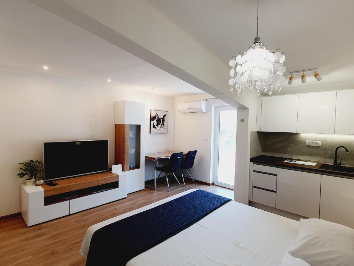 White House Apartments 杜基拉特 外观 照片