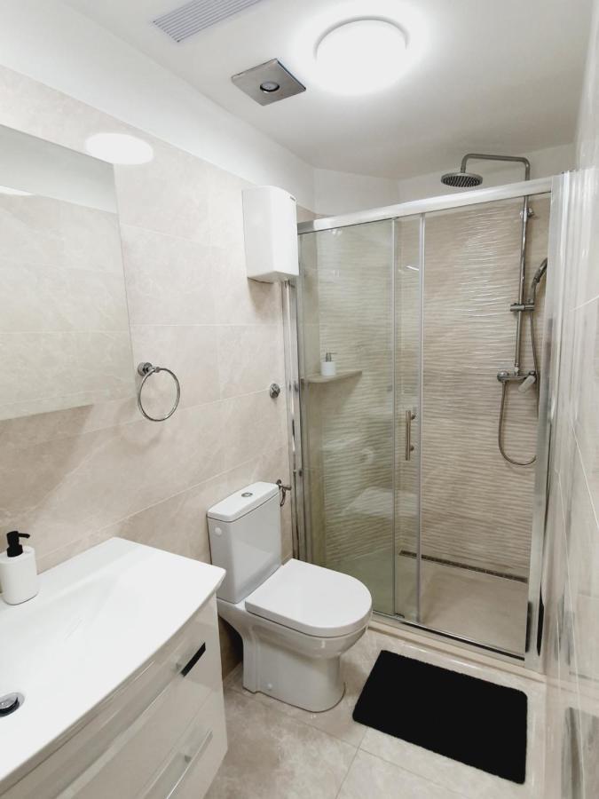 White House Apartments 杜基拉特 外观 照片